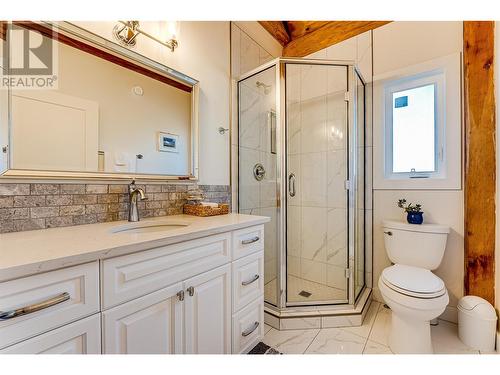 7410 Mclennan Road, Vernon, BC - Indoor Photo Showing Bathroom