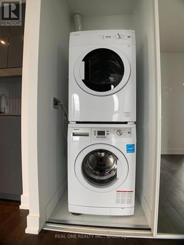 2812 - 7 Grenville Street, Toronto, ON - Indoor Photo Showing Laundry Room