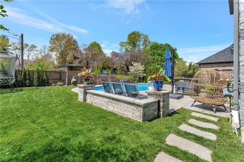 175 Oakhill Place, Ancaster, ON - Outdoor With Backyard