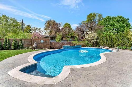 175 Oakhill Place, Ancaster, ON - Outdoor With In Ground Pool With Backyard