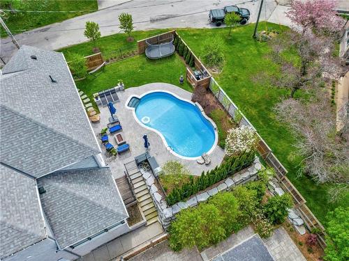 175 Oakhill Place, Ancaster, ON - Outdoor With Above Ground Pool