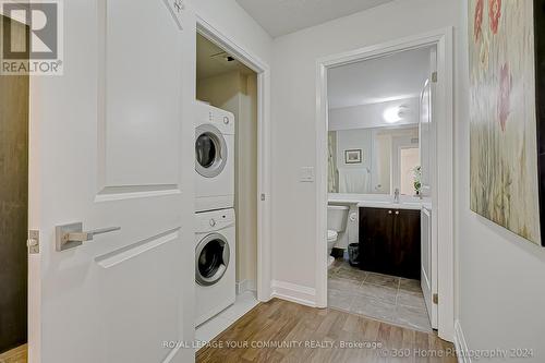 704 - 55 De Boers Drive, Toronto, ON - Indoor Photo Showing Laundry Room