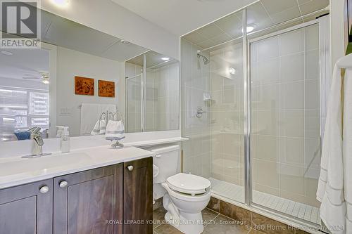 704 - 55 De Boers Drive, Toronto, ON - Indoor Photo Showing Bathroom