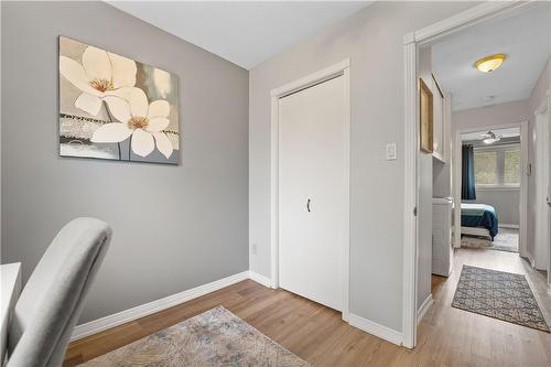 130 Livingston Avenue|Unit #27, Grimsby, ON - Indoor Photo Showing Other Room