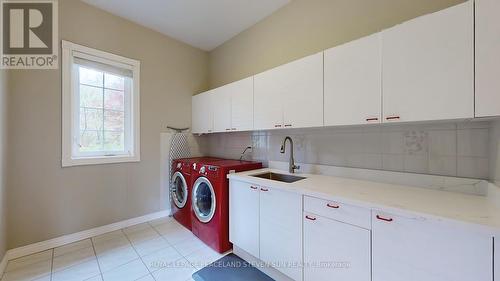14570 Jane Street, King, ON - Indoor Photo Showing Laundry Room