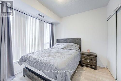 202 - 9201 Yonge Street, Richmond Hill, ON - Indoor Photo Showing Bedroom