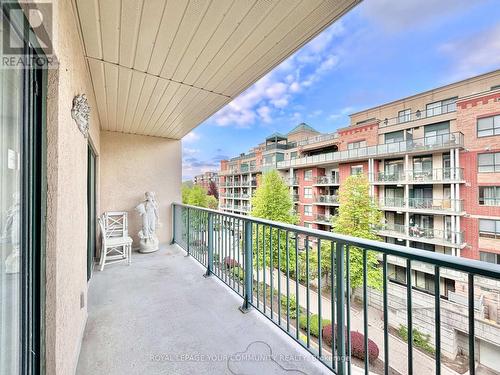 321 - 33 Wallace Street, Vaughan, ON - Outdoor With Balcony With Exterior