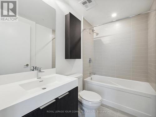 709 - 3100 Keele Street, Toronto, ON - Indoor Photo Showing Bathroom