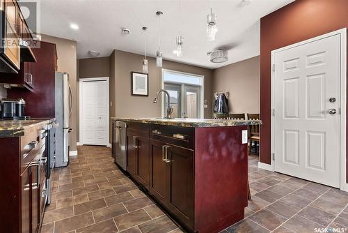 4145 Green Olive Way E, Regina, SK - Indoor Photo Showing Kitchen With Upgraded Kitchen