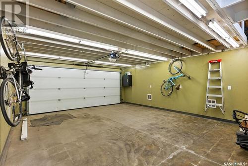 4145 Green Olive Way E, Regina, SK - Indoor Photo Showing Garage