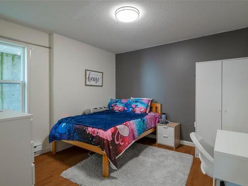 4819 Fairbrook Cres, Nanaimo, BC - Indoor Photo Showing Bedroom