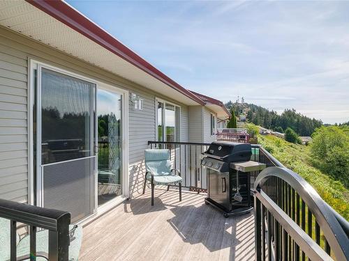 4819 Fairbrook Cres, Nanaimo, BC - Outdoor With Deck Patio Veranda With Exterior