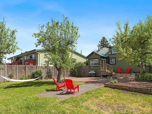 737 11Th St, Courtenay, BC - Outdoor