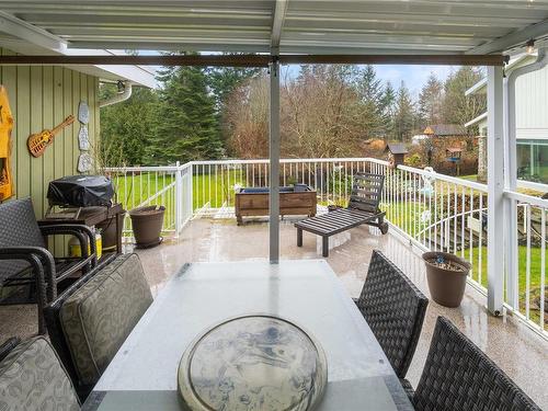 180 Holland Rd, Nanaimo, BC - Outdoor With Deck Patio Veranda With Exterior