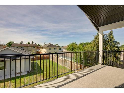 1813 Feltham Rd, Saanich, BC - Outdoor With Exterior