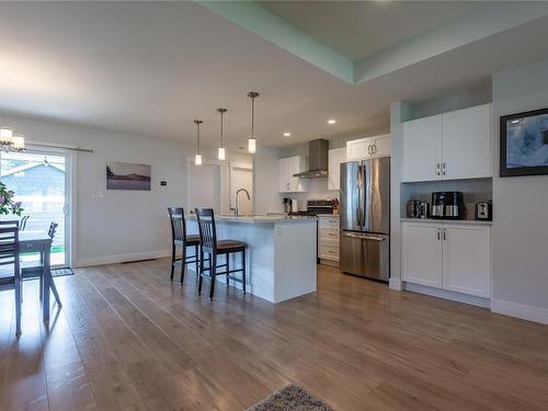 2588 Steele Cres, Courtenay, BC - Indoor Photo Showing Other Room