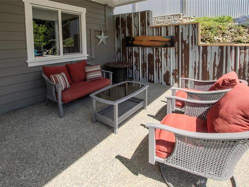 489 Mountain View Dr, Lake Cowichan, BC - Outdoor With Deck Patio Veranda With Exterior