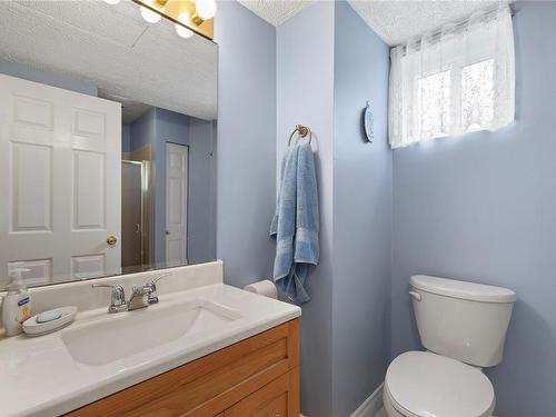 1344 Sherwood Dr, Nanaimo, BC - Indoor Photo Showing Bathroom