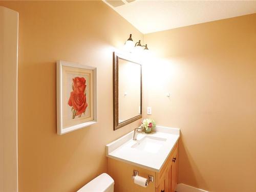 4269 Gulfview Dr, Nanaimo, BC - Indoor Photo Showing Bathroom