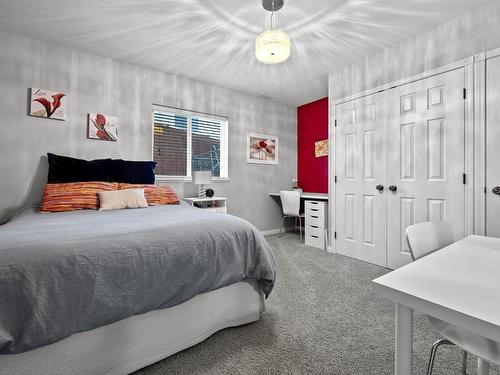 3639 Overlander Drive, Kamloops, BC - Indoor Photo Showing Bedroom