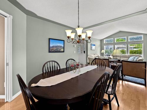 3639 Overlander Drive, Kamloops, BC - Indoor Photo Showing Dining Room
