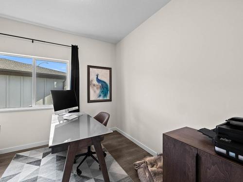 114-1323 Kinross Place, Kamloops, BC - Indoor Photo Showing Office