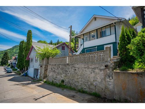 940 Nelson Avenue, Trail, BC - Outdoor