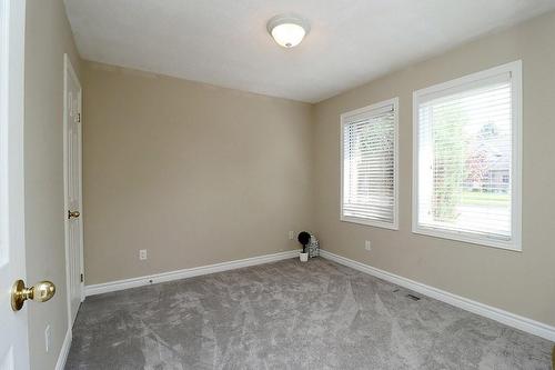 1 Red Haven Drive, Grimsby, ON - Indoor Photo Showing Other Room