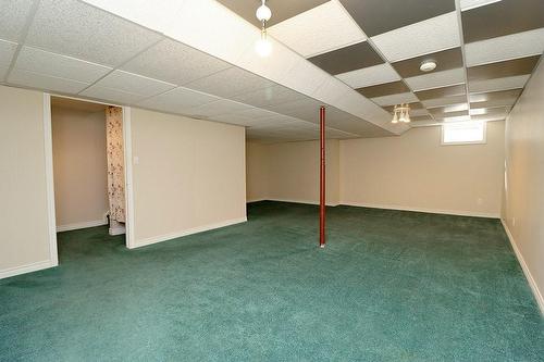 1 Red Haven Drive, Grimsby, ON - Indoor Photo Showing Basement