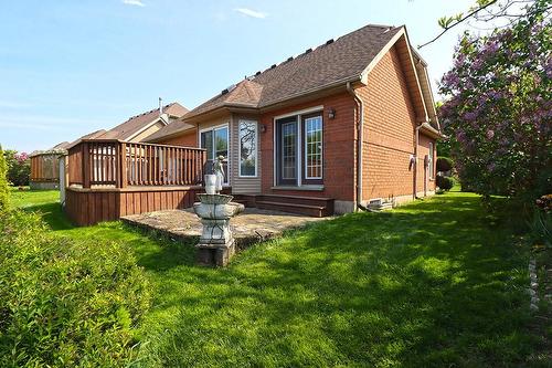 1 Red Haven Drive, Grimsby, ON - Outdoor