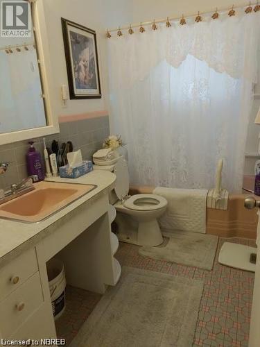 40 Judge Avenue Unit# 19, North Bay, ON - Indoor Photo Showing Bathroom