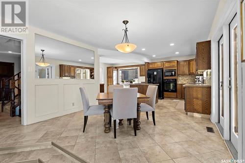 255 Whiteswan Drive, Saskatoon, SK - Indoor Photo Showing Dining Room