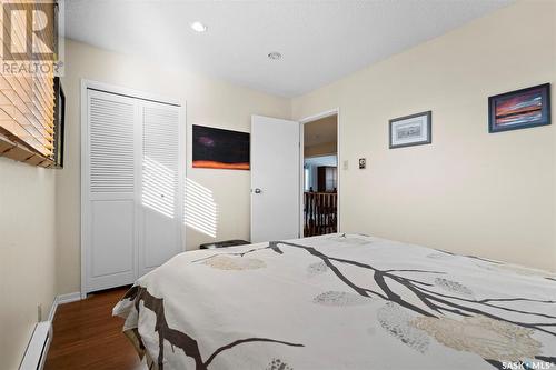 255 Whiteswan Drive, Saskatoon, SK - Indoor Photo Showing Bedroom