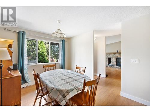 2428 12Th  Avenue, Castlegar, BC - Indoor Photo Showing Dining Room