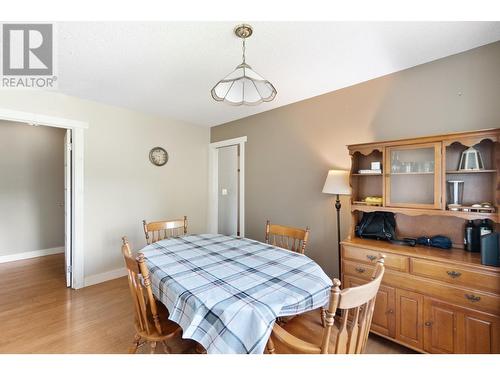 2428 12Th  Avenue, Castlegar, BC - Indoor Photo Showing Dining Room