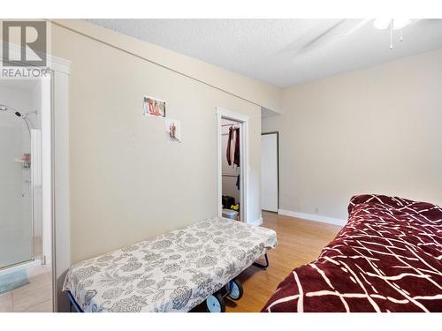 2428 12Th  Avenue, Castlegar, BC - Indoor Photo Showing Bedroom