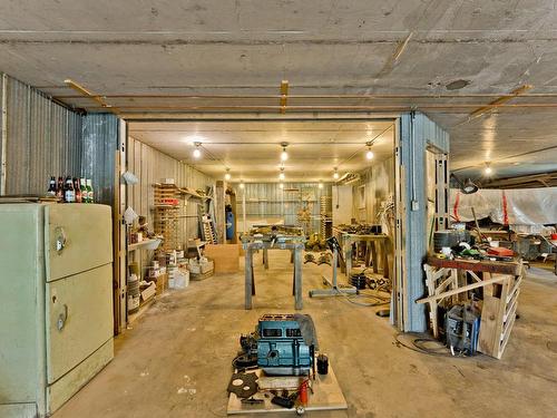 Garage - 18 Rue Pierre-Richard, Magog, QC - Indoor