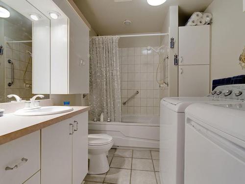 Bathroom - 3575  - 3577 Rue Evelyn, Montréal (Verdun/Île-Des-Soeurs), QC - Indoor Photo Showing Bathroom