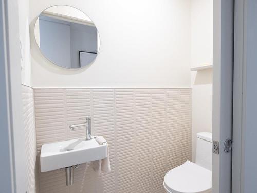 Powder room - 1915 Rue D'Arvida, Saint-Bruno-De-Montarville, QC - Indoor Photo Showing Bathroom