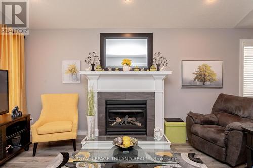 53 Augusta Crescent, St. Thomas, ON - Indoor Photo Showing Living Room With Fireplace