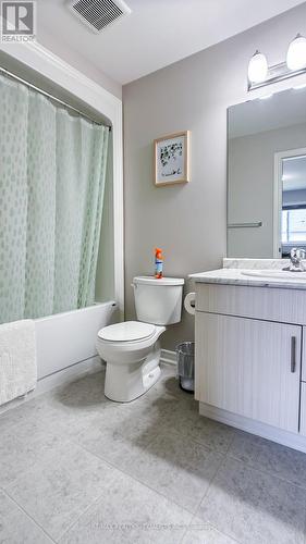 146 Juneberry Road, Thorold, ON - Indoor Photo Showing Bathroom