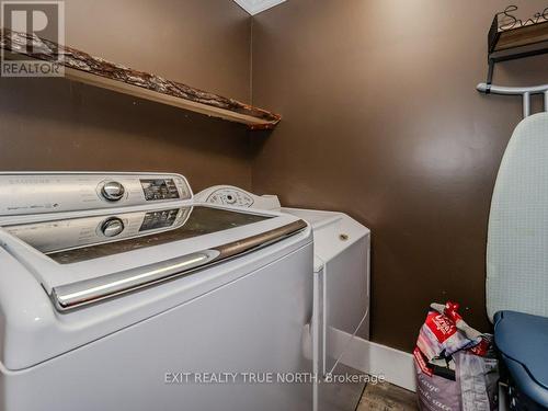 74 Taylor Road, Bracebridge, ON - Indoor Photo Showing Laundry Room