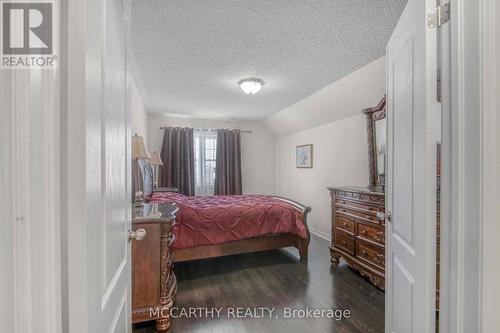 746 Halbert Drive, Shelburne, ON - Indoor Photo Showing Bedroom