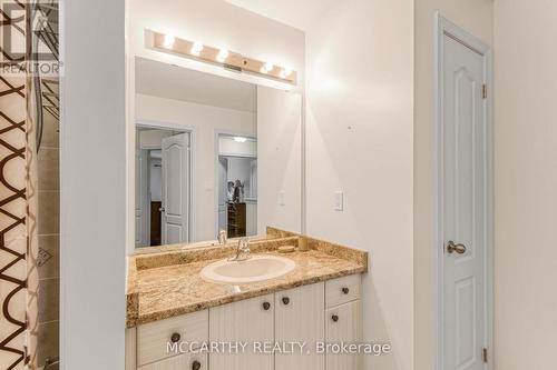 746 Halbert Drive, Shelburne, ON - Indoor Photo Showing Bathroom