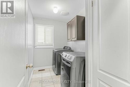 746 Halbert Drive, Shelburne, ON - Indoor Photo Showing Laundry Room