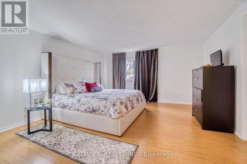 16 - 3125 Fifth Line, Mississauga, ON - Indoor Photo Showing Bedroom