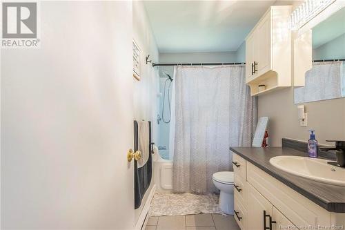 13 Nason Crescent, Oromocto, NB - Indoor Photo Showing Bathroom