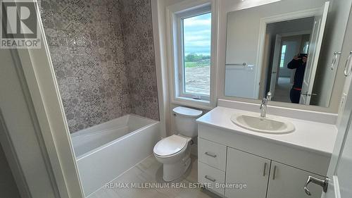 12 French Street, Prince Edward County, ON - Indoor Photo Showing Bathroom