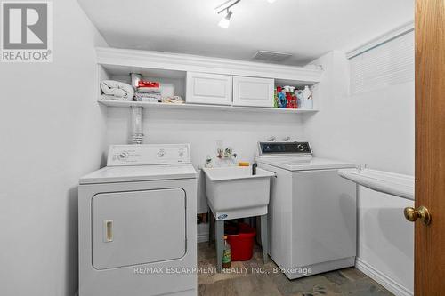 58 Wycliffe Avenue, Hamilton, ON - Indoor Photo Showing Laundry Room