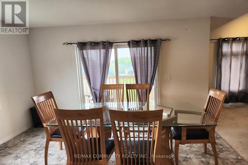 27 Summer Lane, Peterborough, ON - Indoor Photo Showing Dining Room